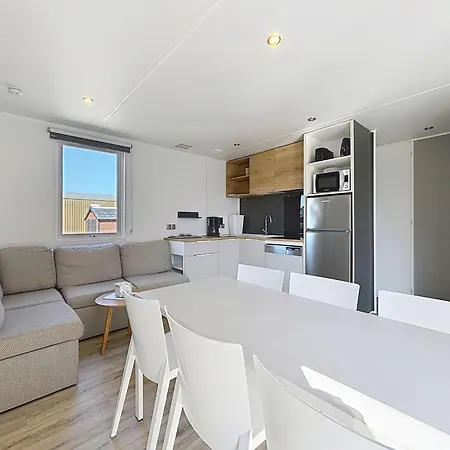 Mobil-home Au Coeur De - 6 Pers. - Fr-1-361a-104 * Jullouville-les-Pins
